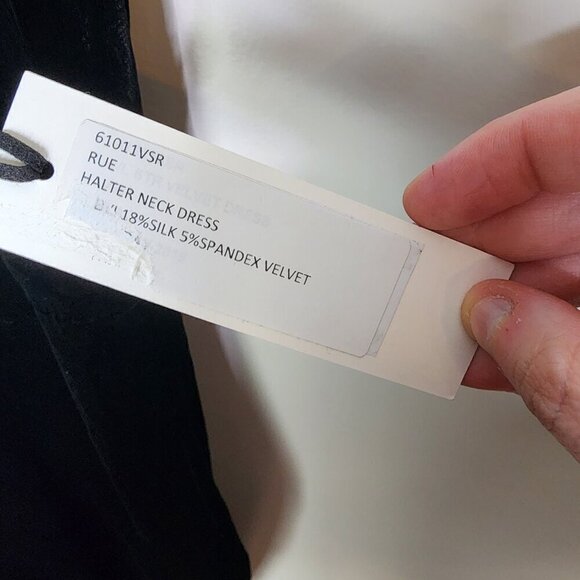 NWT L'AGENCE Halter Neck Velvet Bodycon Mini Dress Black Size 2 - Picture 13 of 13